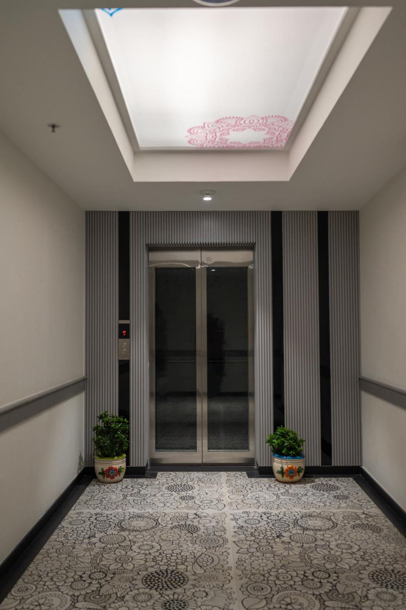 Zibe Luxe Kakinada By Grt Hotels Kākināda Exterior foto